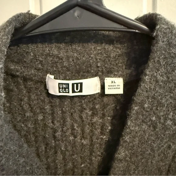 Uniqlo Women’s Grey Ribbed Wool Cropped Cardigan - Picture 7 of 7